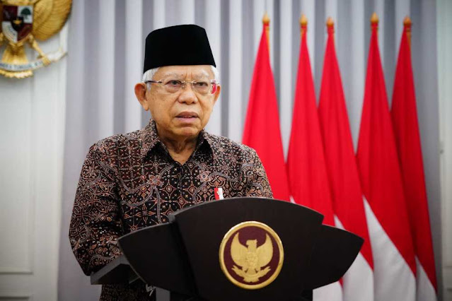 Ma'ruf Amin: Ekonomi Syariah Perlu Masuk di Kurikulum Pesantren